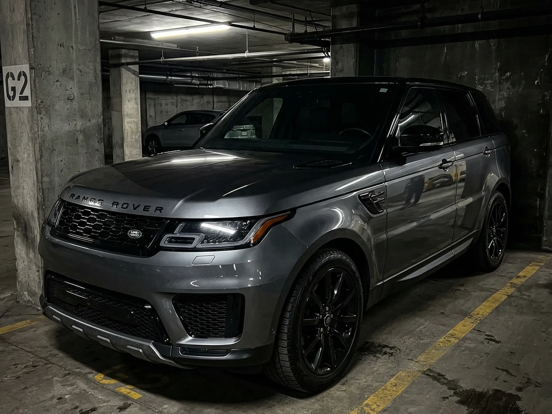 Glossy detailing finish on a Range Rover